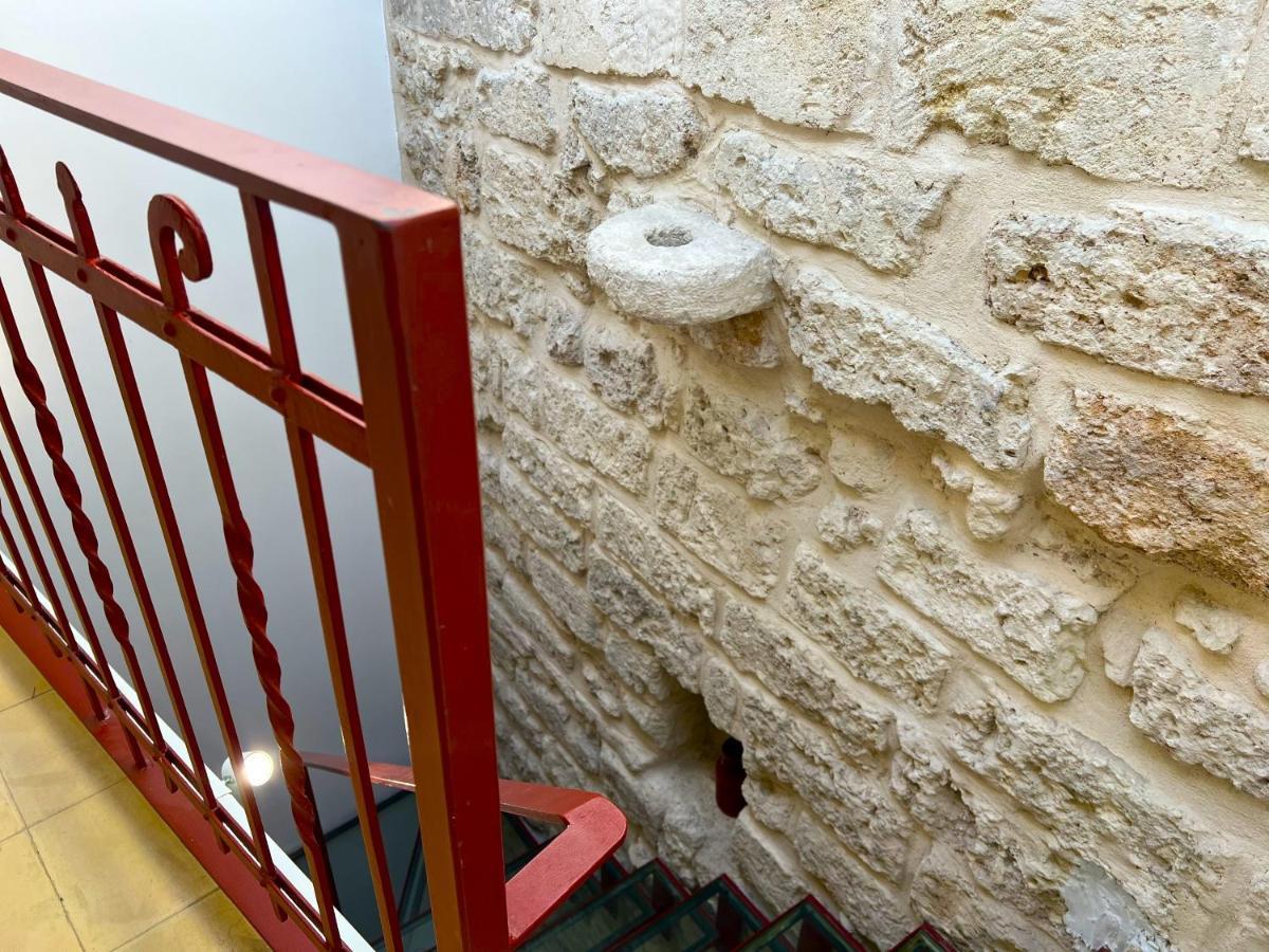 شقة Palazzo Barone,Nel Cuore Del Borgo Antico. باري المظهر الخارجي الصورة